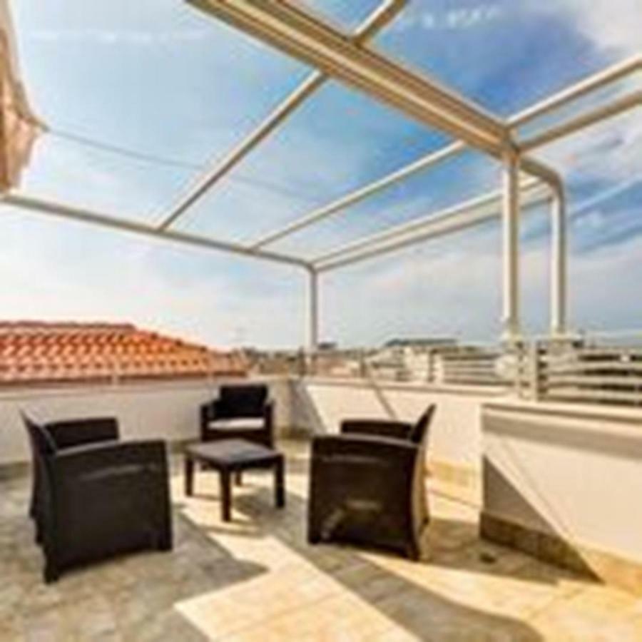 Penthouse 104 Sea View -Magnolia Holidays ألغيرو المظهر الخارجي الصورة