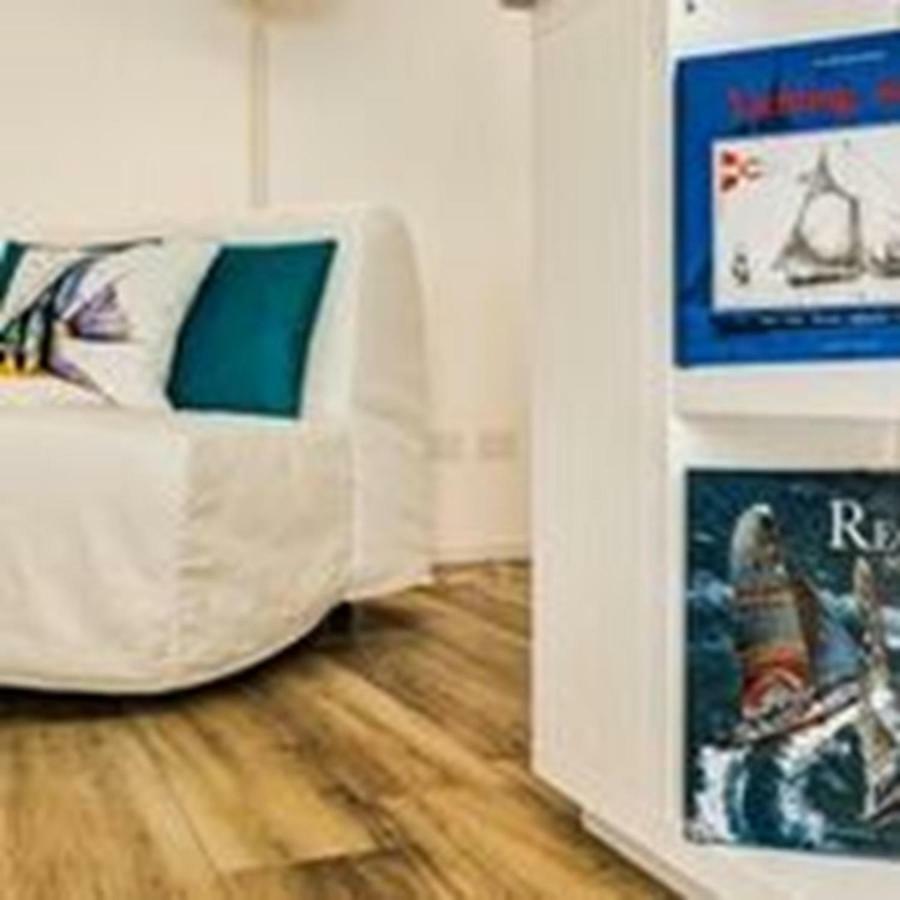 Penthouse 104 Sea View -Magnolia Holidays ألغيرو المظهر الخارجي الصورة