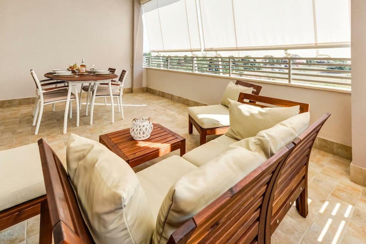 Penthouse 104 Sea View -Magnolia Holidays ألغيرو المظهر الخارجي الصورة
